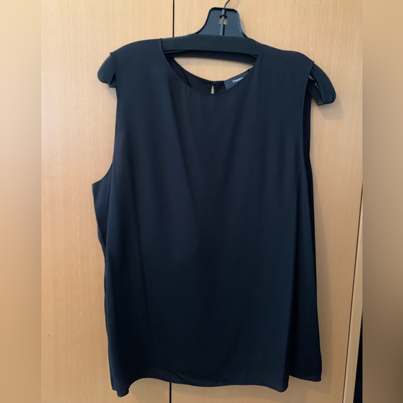 Theory Core Stretch Silk Shell in Black (XL) - Picture 1 of 5